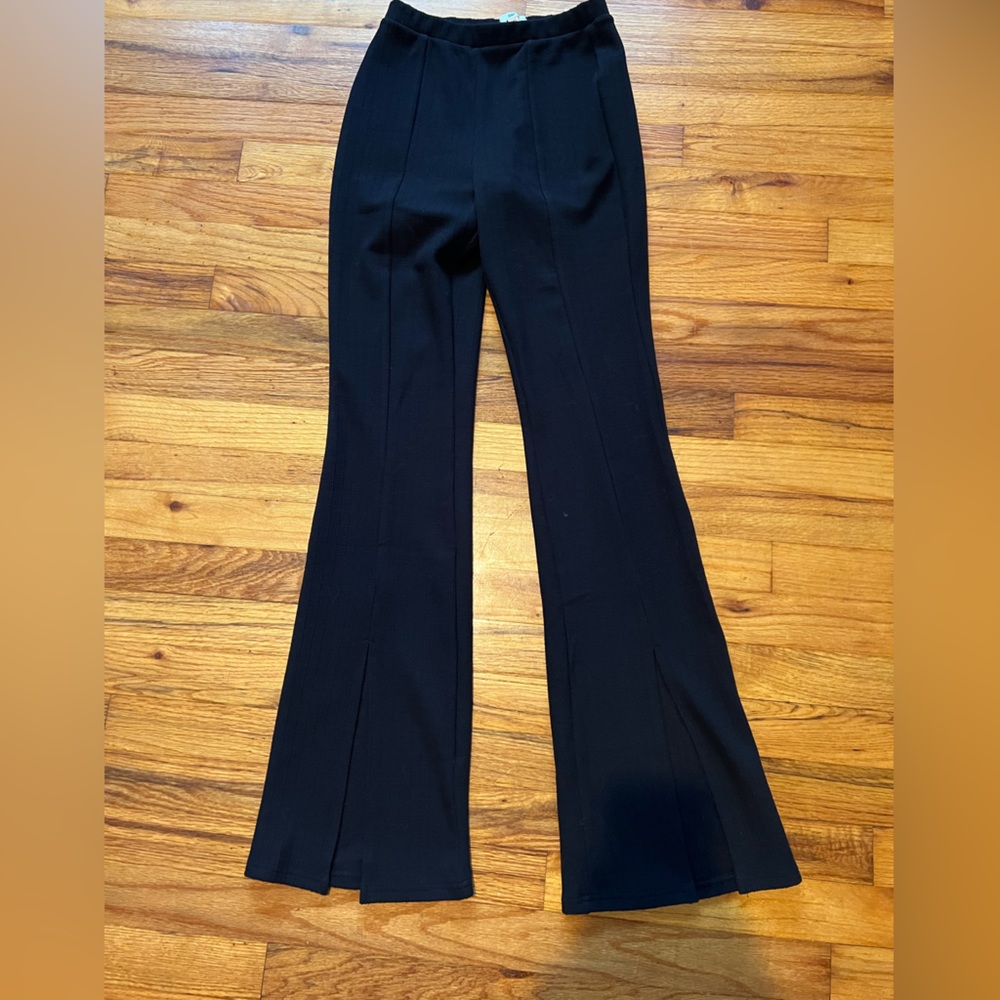 BP ribbed flare pull-ons